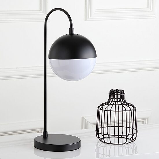 Safavieh Cappi Metal Table Lamp