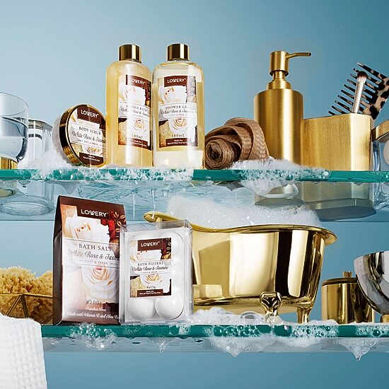 LOVERY™ White Rose & Jasmine Set -13pc Bath And Body Gift Basket
