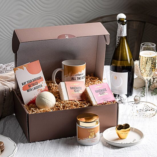 LOVERY™ Birthday Gift Box - 8pc Personalized Spa Kit