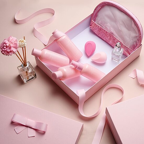 LOVERY™ Luxe Rose Petal Pampering Package For Women - 16pc Gift Set