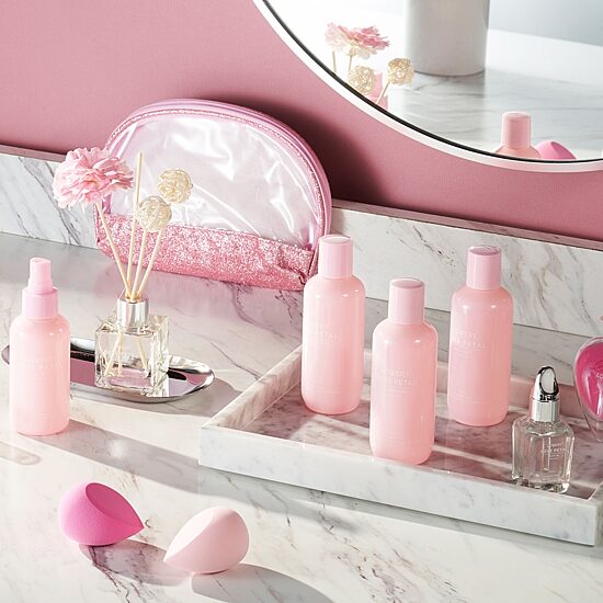 LOVERY™ Luxe Rose Petal Pampering Package For Women - 16pc Gift Set