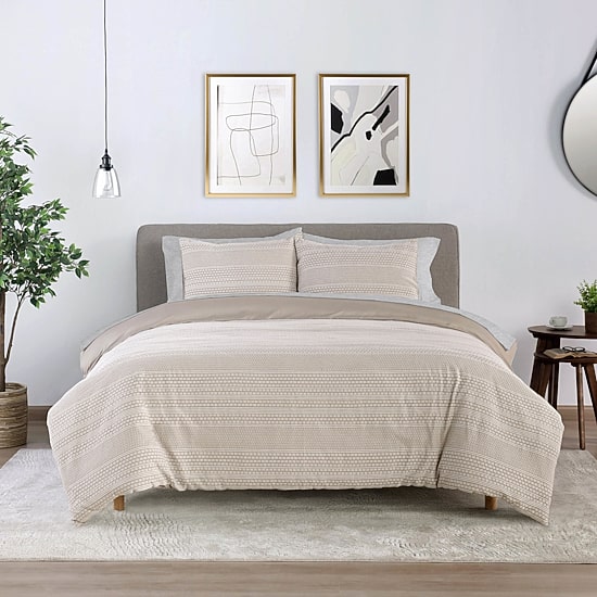 Vellux Sedona Reversible Comforter