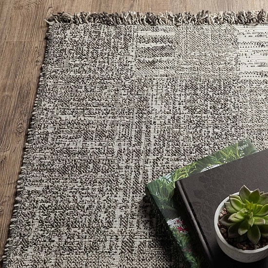 Covington Home Geneva Textured Geometric 39"X60" Indoor Outdoor Rectangular Accent Rug