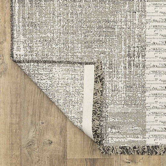 Covington Home Geneva Textured Geometric 39"X60" Indoor Outdoor Rectangular Accent Rug