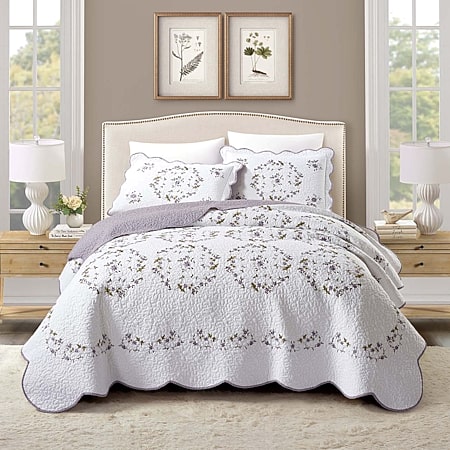 Laura Ashley Charlotte Floral Midweight Comforter, Color: China