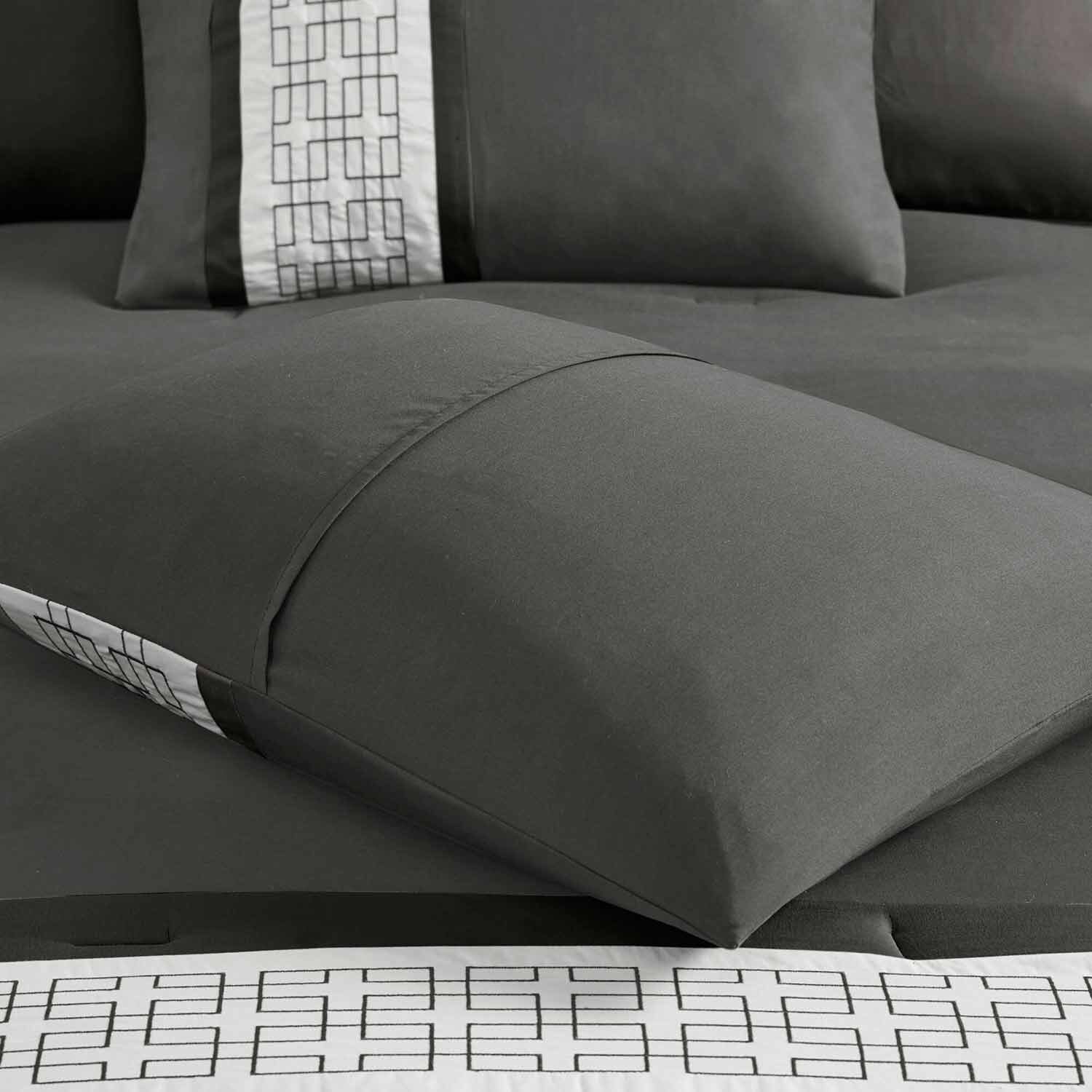 510 Design Kingwood 8-pc. Midweight Embroidered Comforter Set