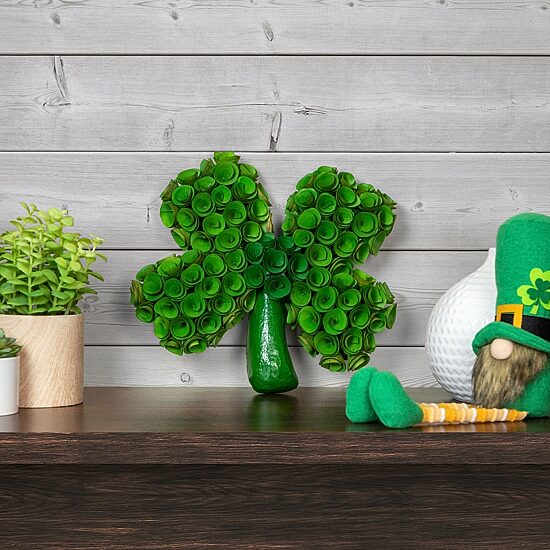 Northlight 14.5in Green Four Leaf Clover Wood Floral St. Patricks Day Tabletop Decor