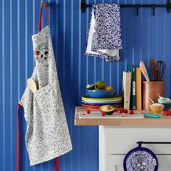 Fiesta Skull and Vine Apron