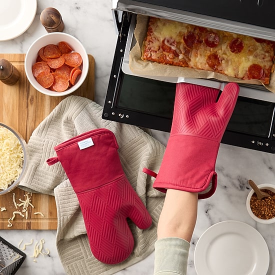 Town and Country Basketweave Antimicrobial 2-pc. Oven Mitt Set