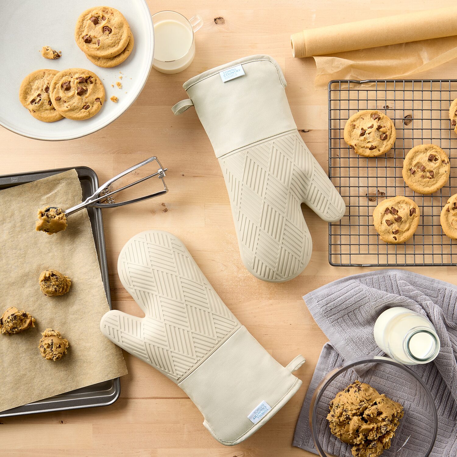 Town and Country Basketweave Antimicrobial 2-pc. Oven Mitt Set