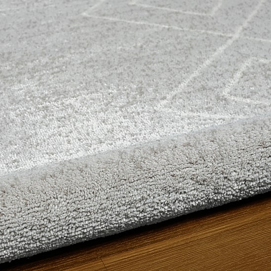 Calixta Bien Diamond Stain Resistant Indoor Rectangular Area Rug