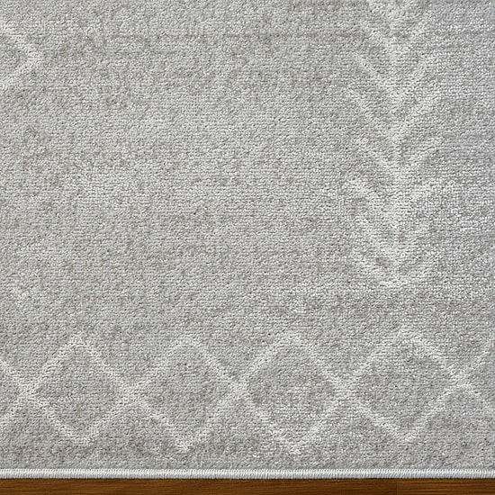 Calixta Bien Diamond Stain Resistant Indoor Rectangular Area Rug