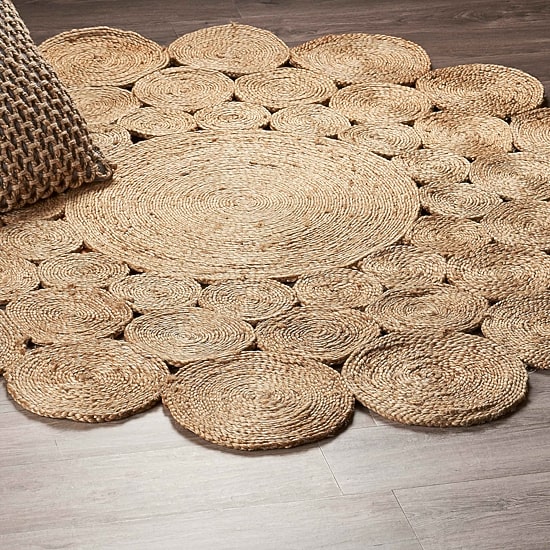 Brynn Zila Dots Braided Stain Resistant Indoor Round Area Rug