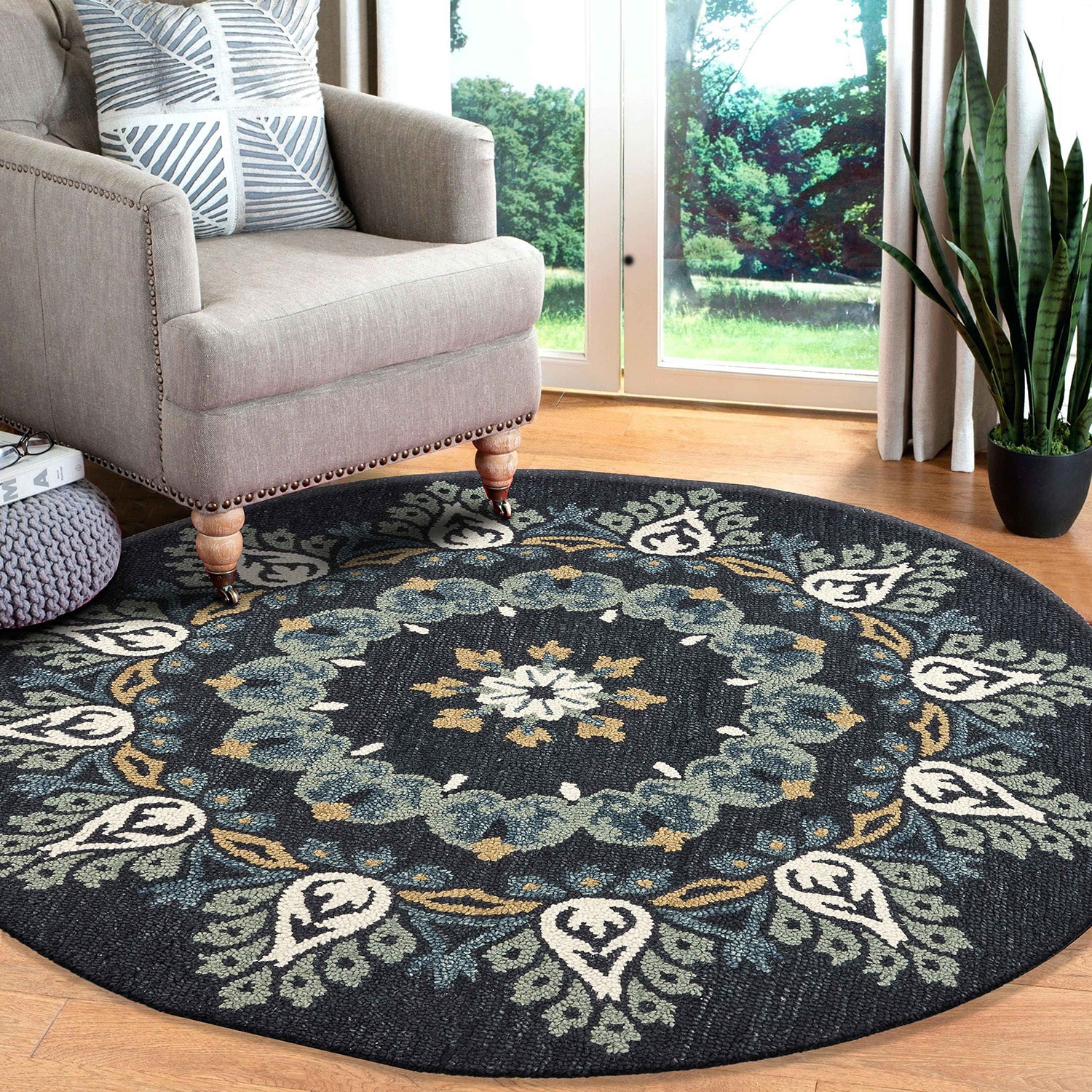 Daisy Cel Floral Hand Tufted Indoor Round Area Rug