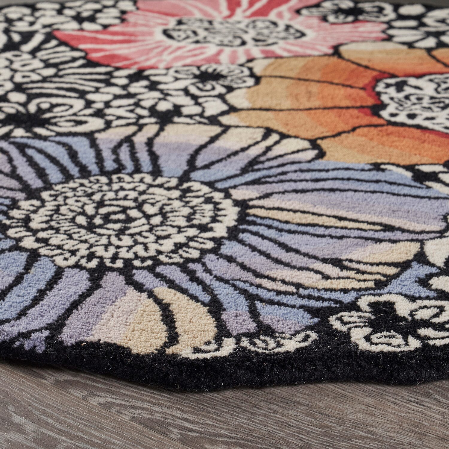 Sindy Frey Floral Hand Tufted Indoor Round Area Rug
