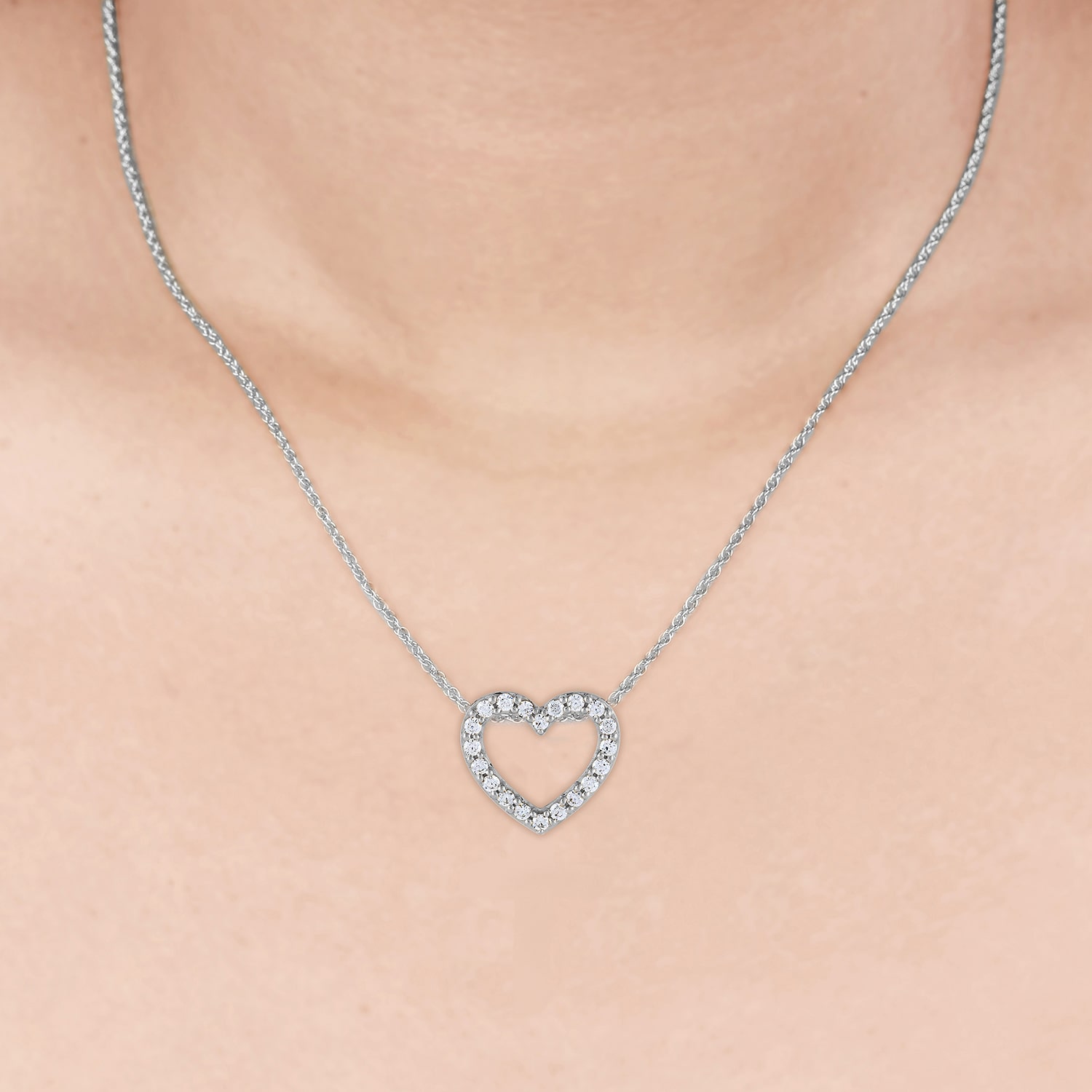 (H-I / I1) Womens 1/4 CT. T.W. Lab Grown White Diamond 10K Gold Heart 18 Inch Pendant Necklace
