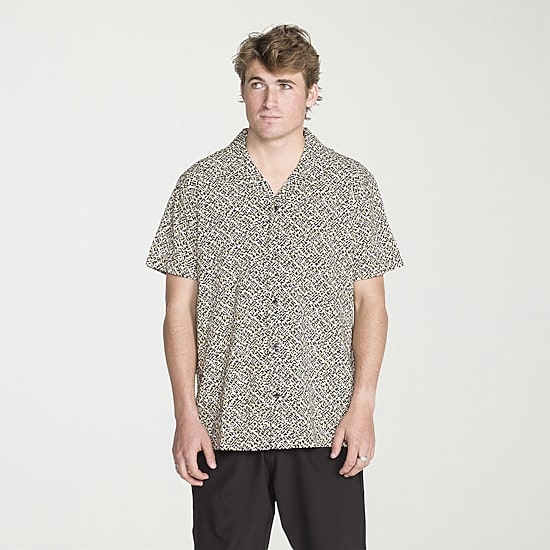 VOLCOM Mens Short Sleeve Regular Fit Button-Down Shirt