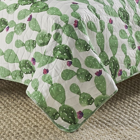 Vue Otto Reversible Quilt Set