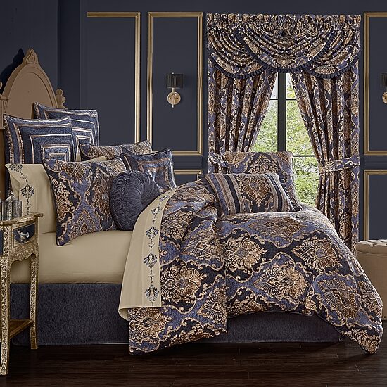 Five Queens Court Woodstock 4-pc. Damask + Scroll Extra Weight Comforter Set