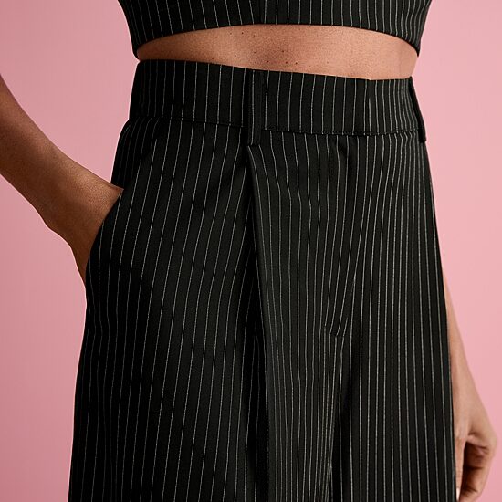 Bold Elements x Ally Brooke Womens Wide Leg Regular Fit Pleated Pant