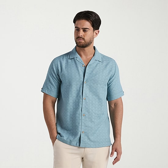 Cubavera Mens Short Sleeve Classic Fit Button-Down Shirt