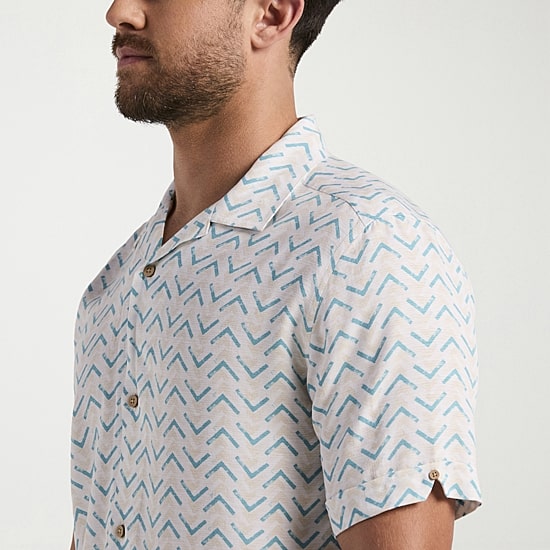 Cubavera Mens Short Sleeve Classic Fit Button-Down Shirt
