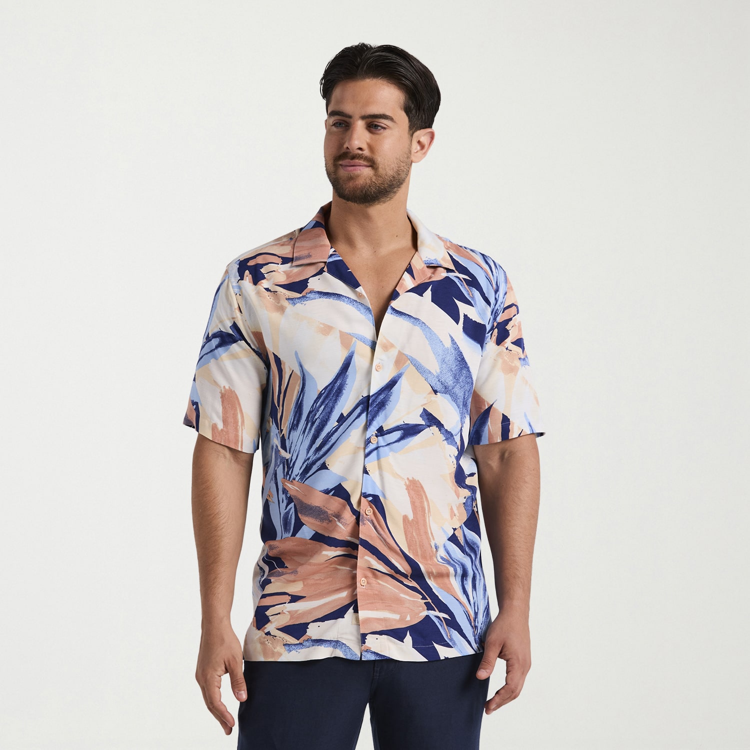 Cubavera Mens Short Sleeve Classic Fit Button-Down Shirt