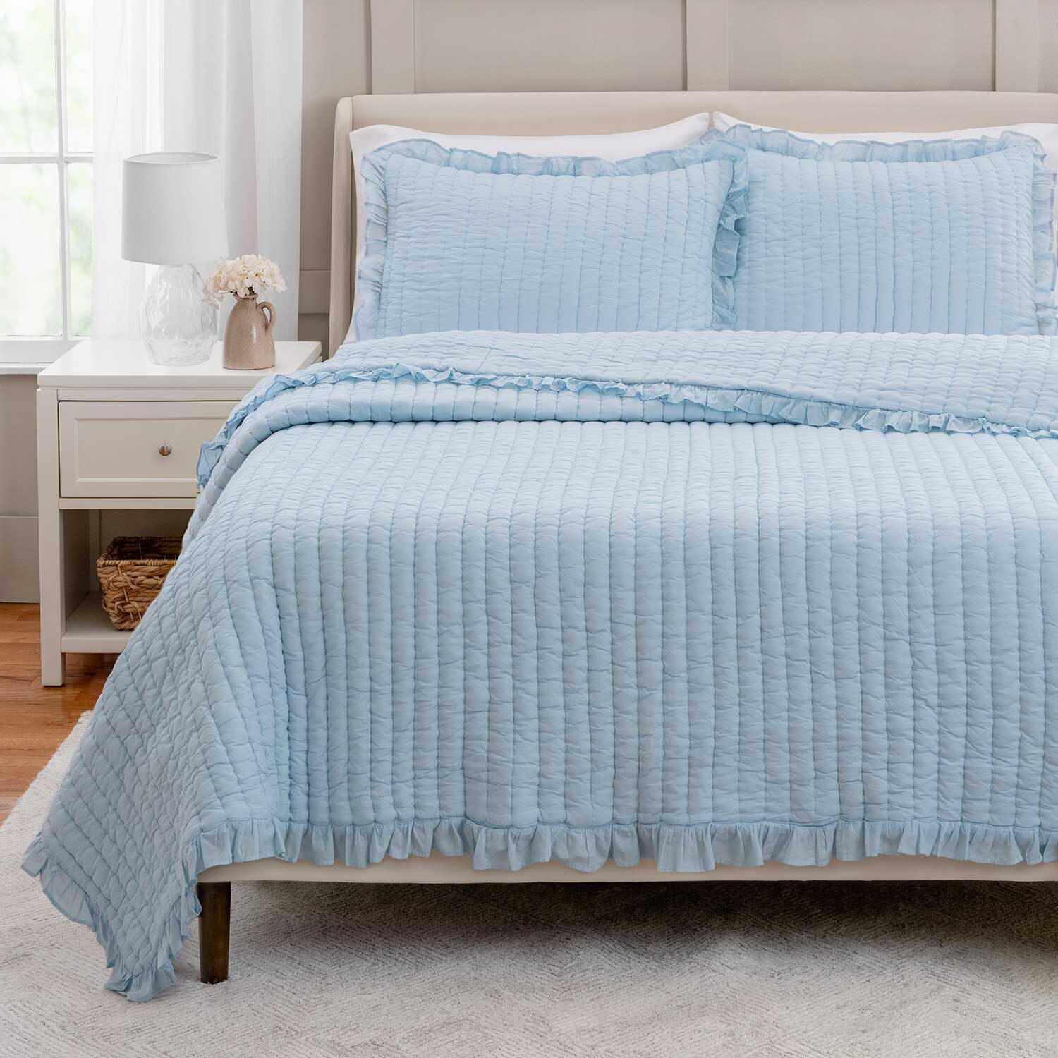Martha Stewart Blue Ruffle REVERSIBLE Quilt