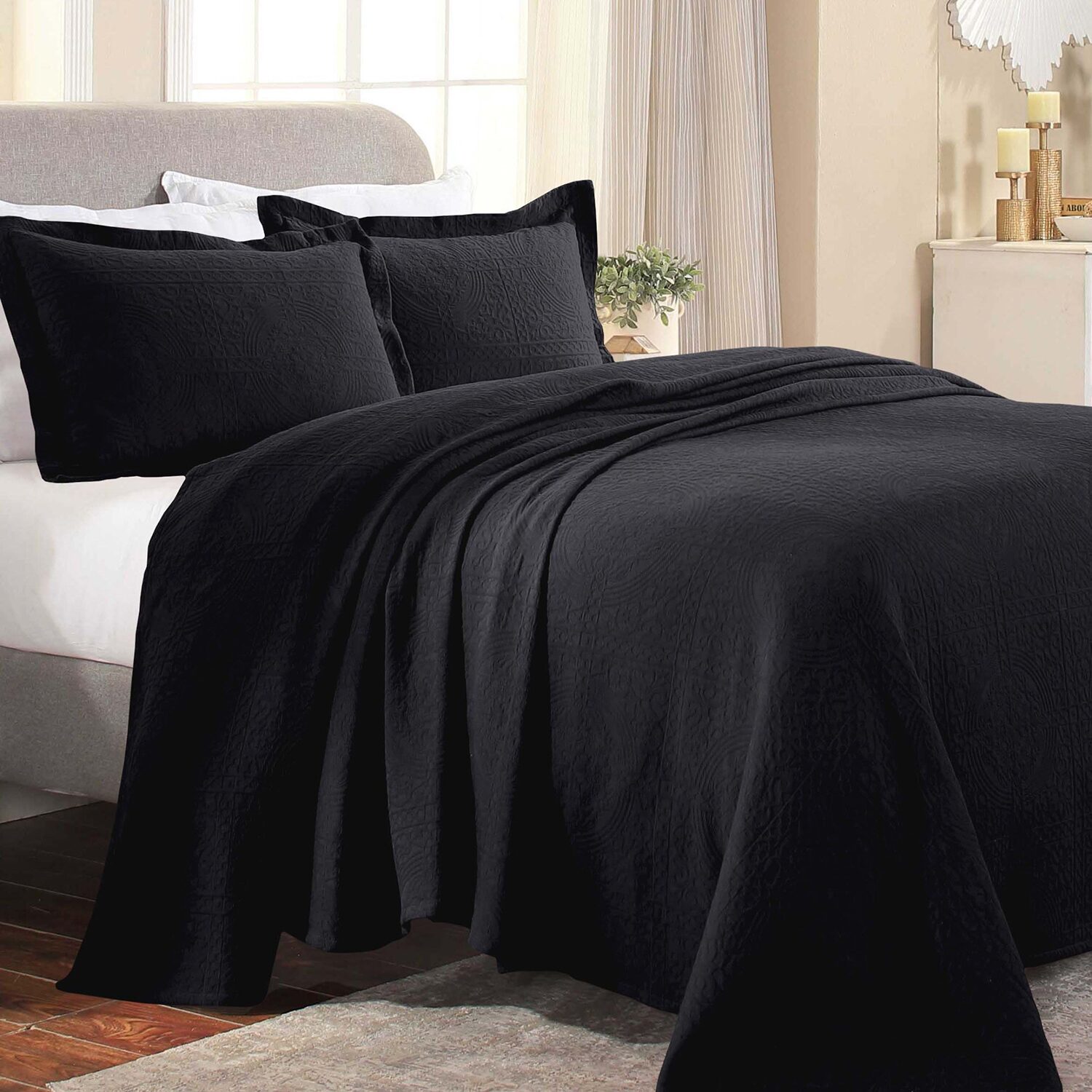 SUPERIOR® Fleur De Lis Matelasse French Pattern Jacquard Bedspread