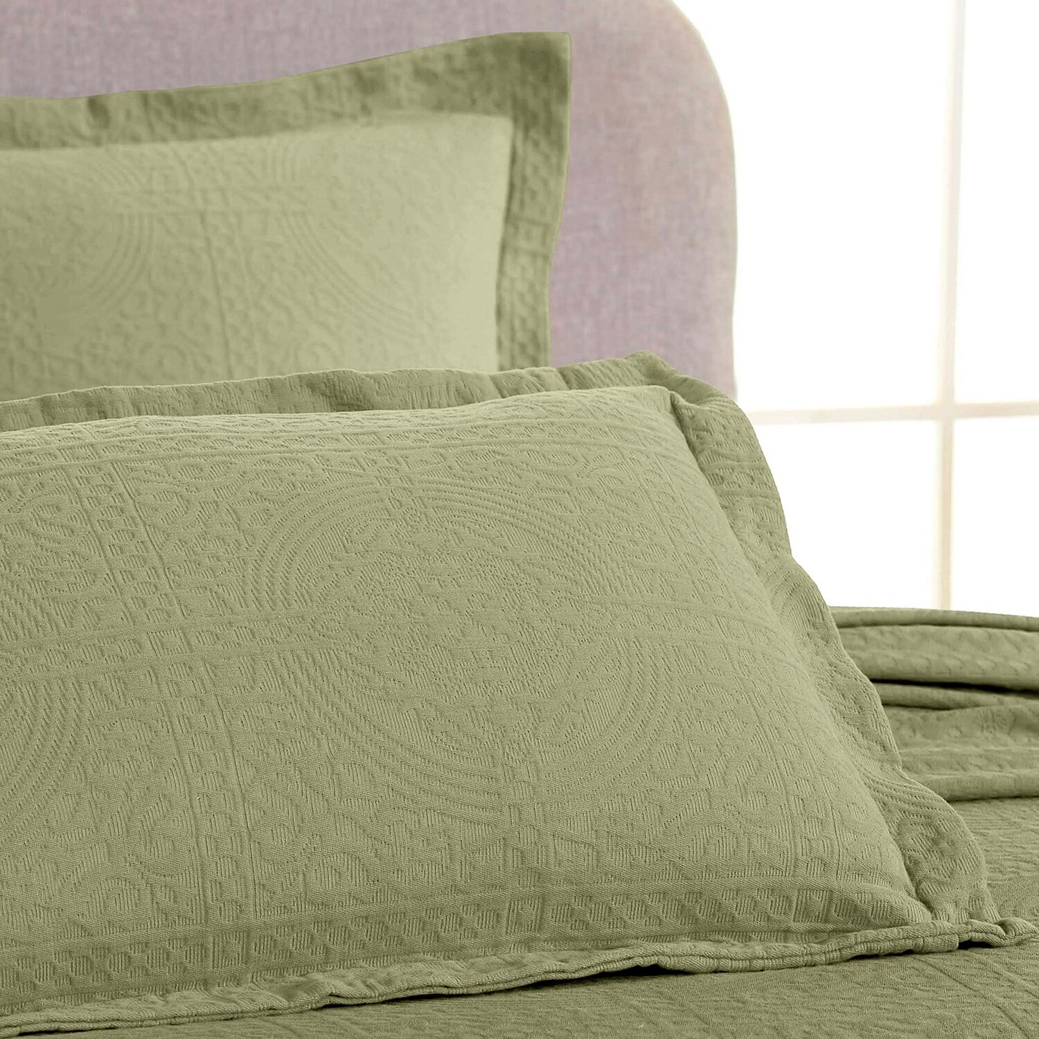SUPERIOR® Fleur De Lis Matelasse French Pattern Jacquard Bedspread