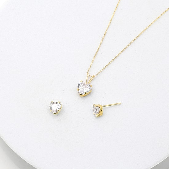 Womens Cubic Zirconia 10K Gold Heart 2-pc. Jewelry Set