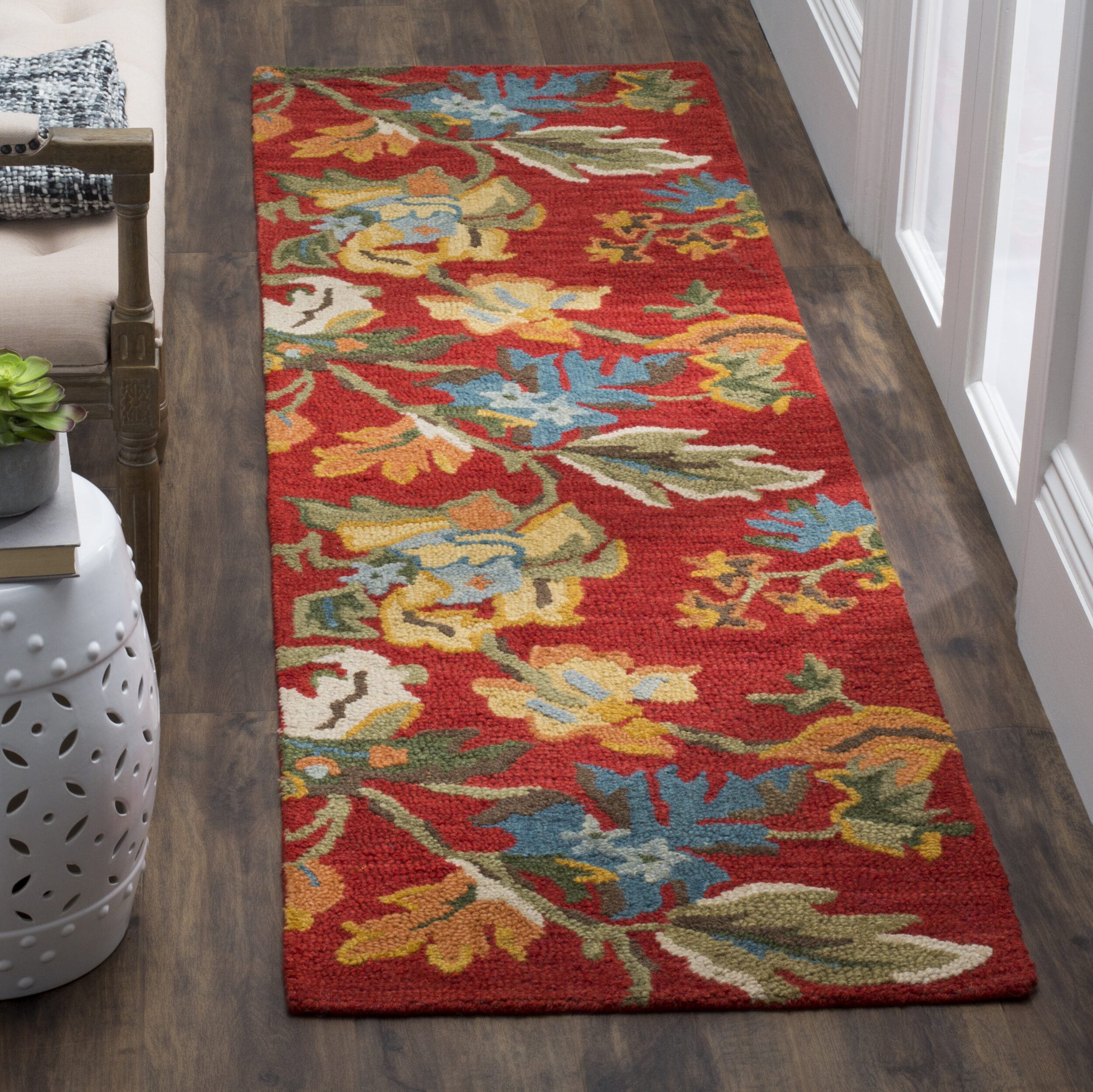 Safavieh Malvina Hand Hooked Area Rug