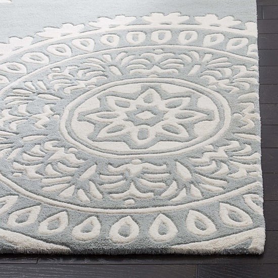 Safavieh Bayon Hand Tufted Area Rug