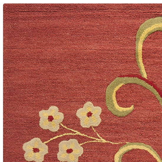 Safavieh Nuala Floral Wool Rug