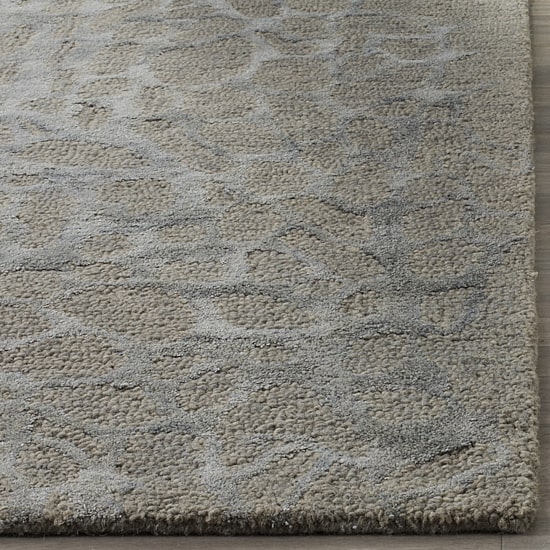 Safavieh Nurten Hand Hooked Area Rug