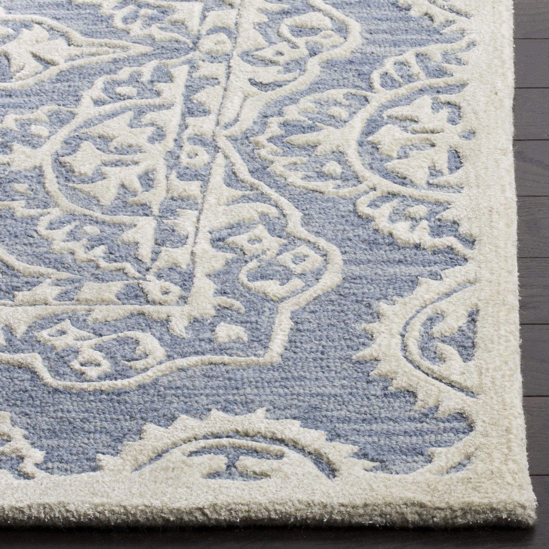 Safavieh Daniel Hand Tufted Area Rug