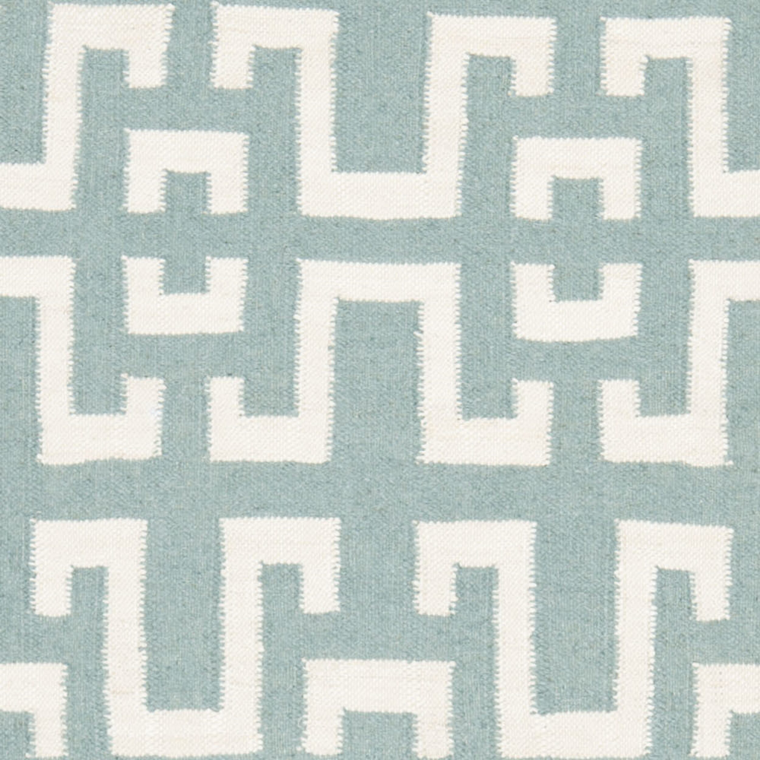 Safavieh Owen Hand Woven Flat Weave Area Rug