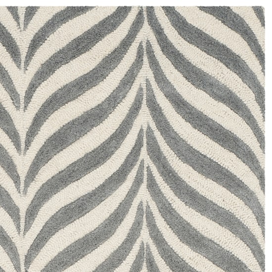 Safavieh Edwin Hand Tufted Area Rug