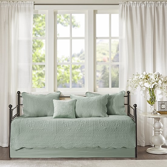 Madison Park Marino 6-piece Daybed Set