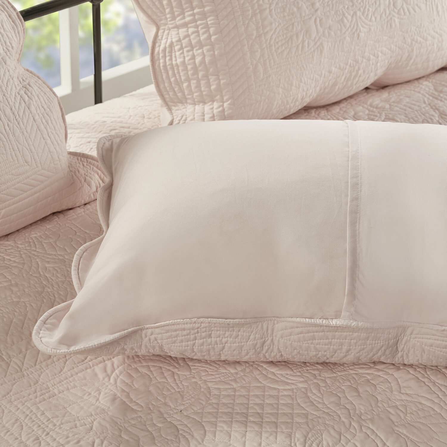Madison Park Marino 6-piece Daybed Set
