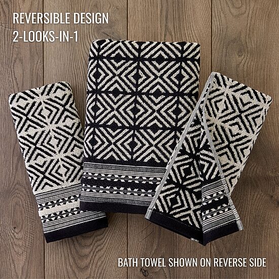 Saturday Knight Diamond Grid Embellished Diamond Bath Towel