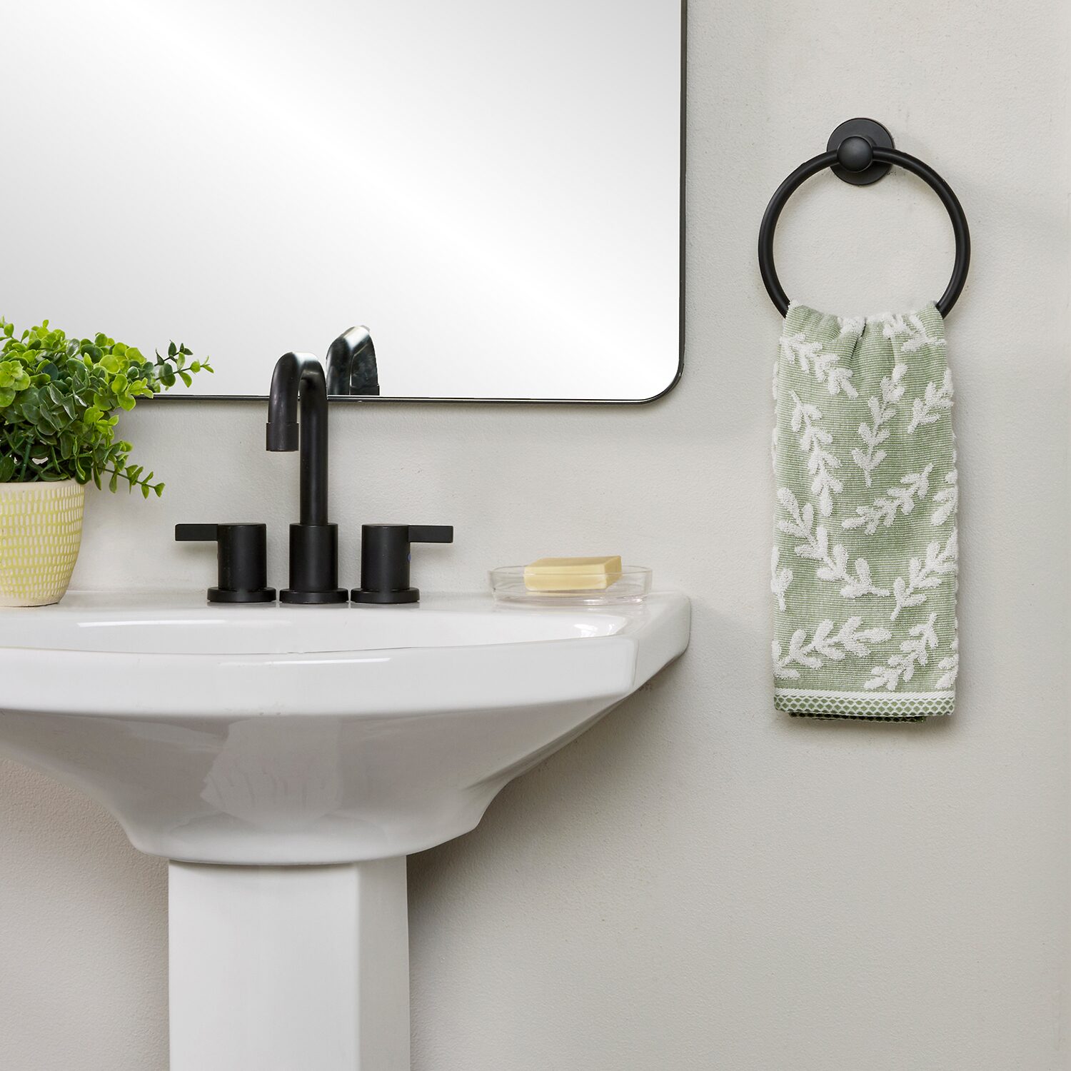 Saturday Knight Leaf Sprig 2-pc. Embellished Floral Hand Towel