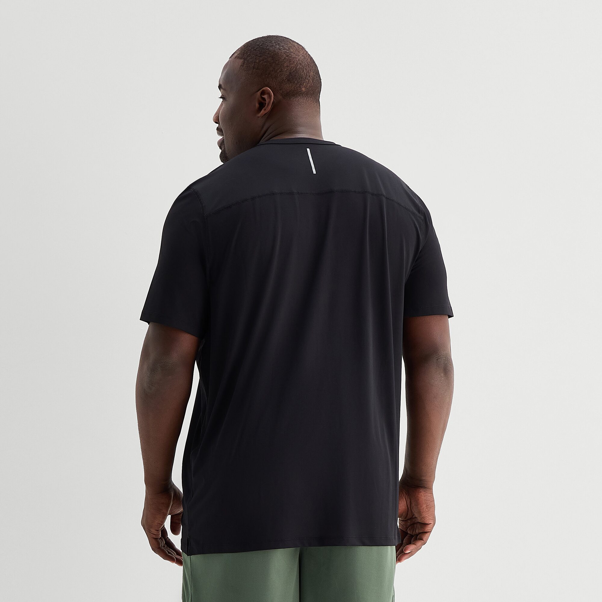 Xersion Mens Crew Neck Short Sleeve Quick Dry Active Big and Tall T-Shirt