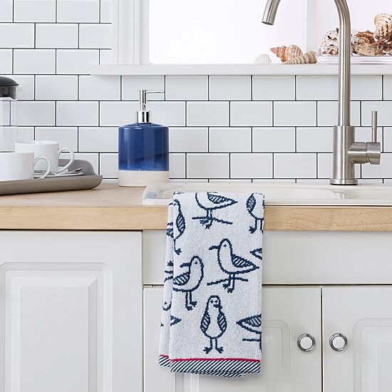 Saturday Knight Seagull Sam 2-pc. Embellished Birds Hand Towel