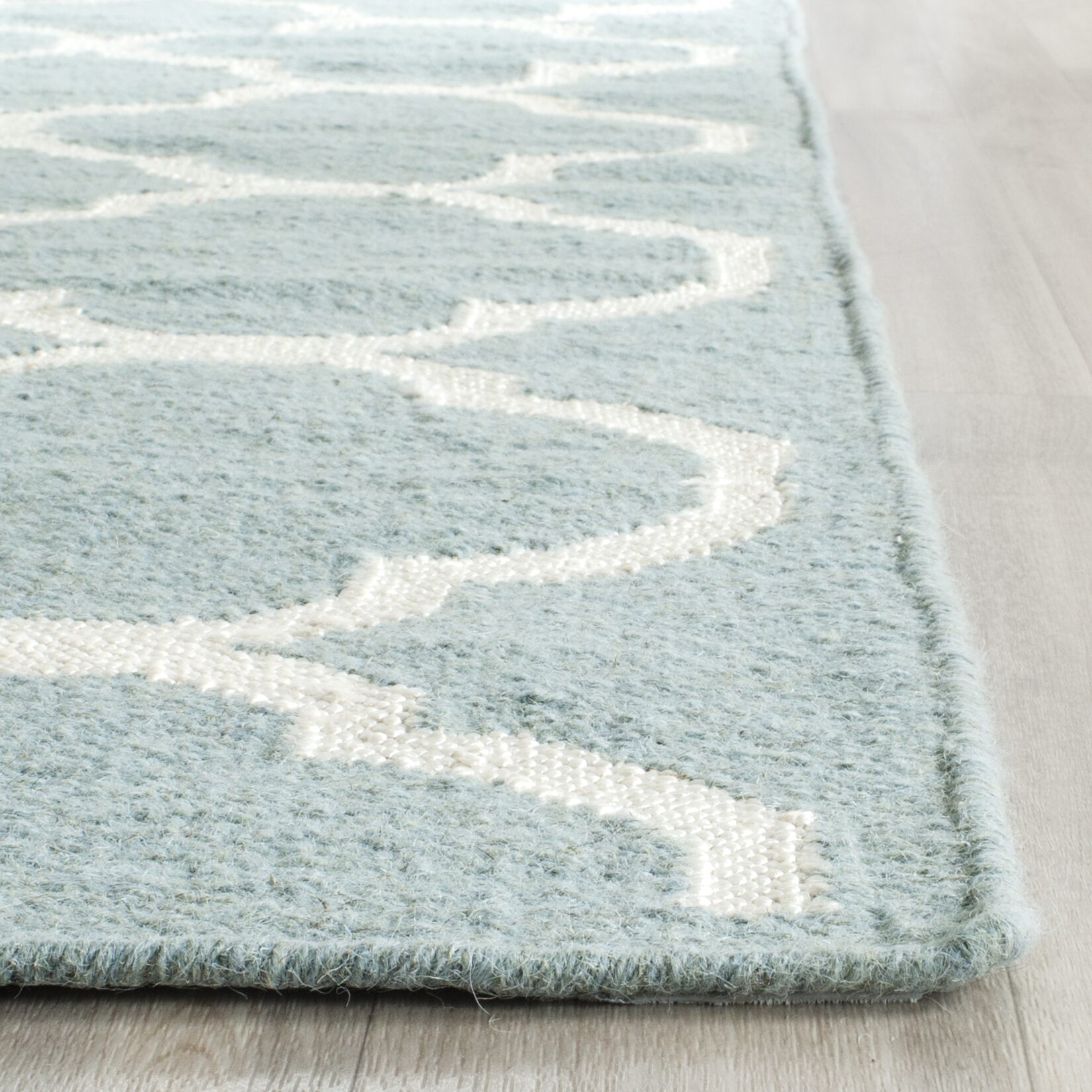 Safavieh Cady Hand Woven Flat Weave Area Rug