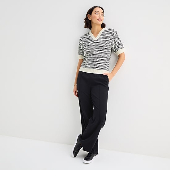Stylus Womens V Neck Elbow Sleeve Pullover Sweater