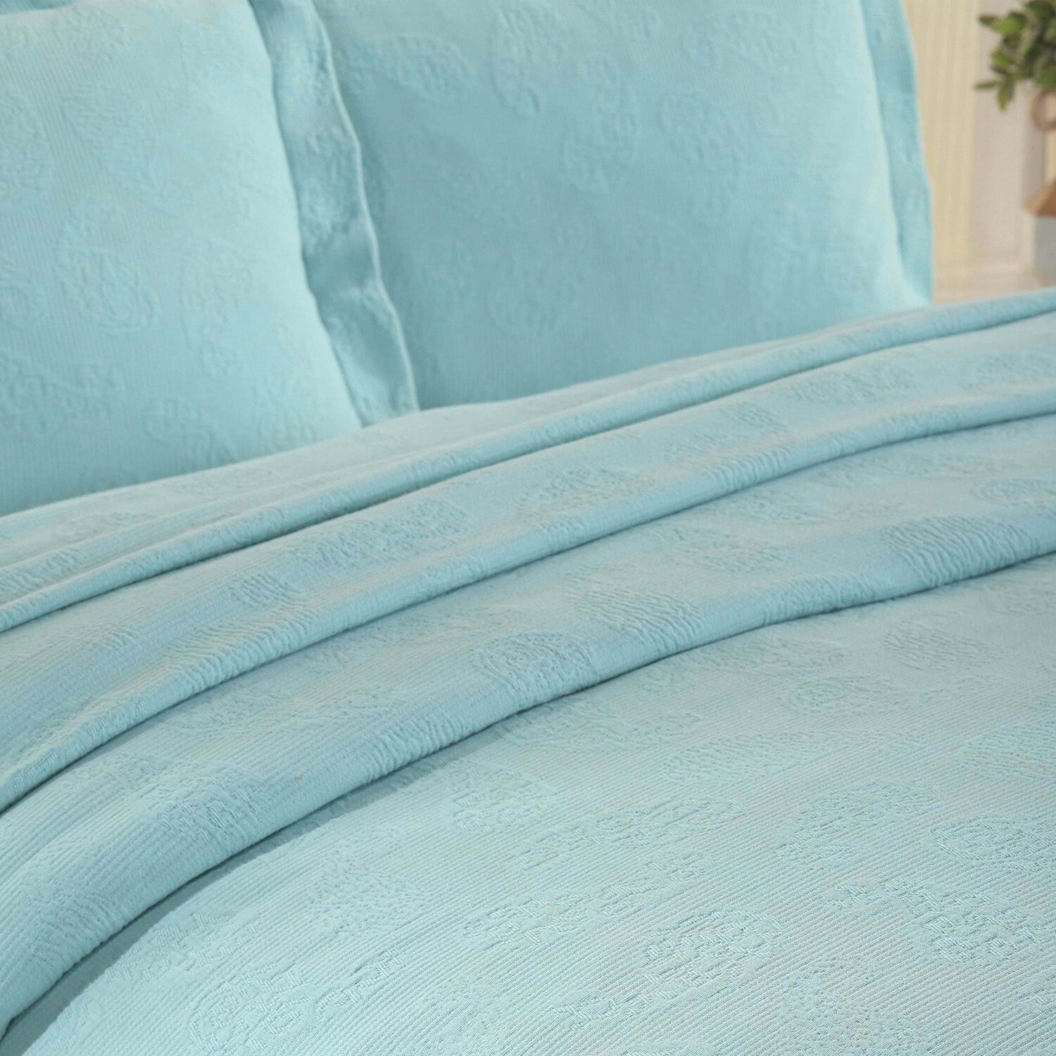 SUPERIOR® Paisley Lightweight Cotton Boho Print Bedspread
