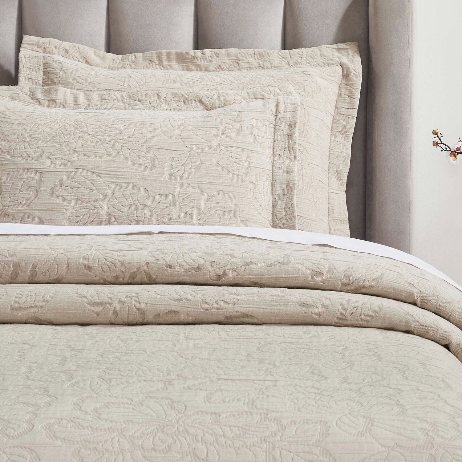 SUPERIOR® Hibiscus Matelasse Cotton Tropical Floral Bedspread