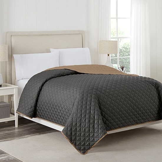 Martex Reversible Quilt