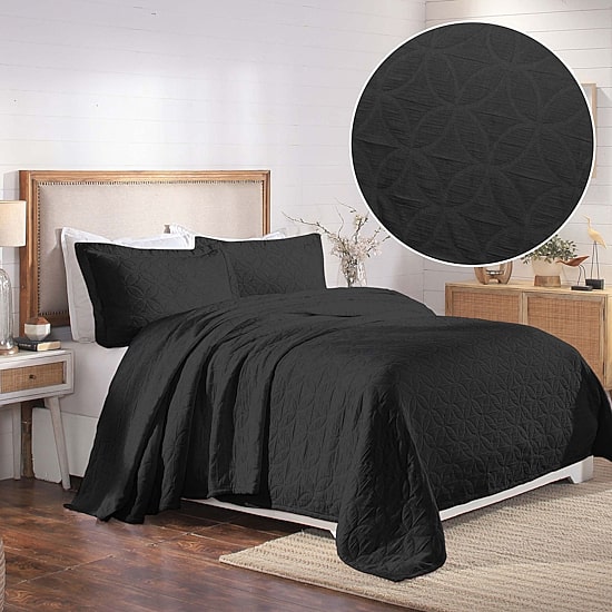 SUPERIOR® Serenity Cotton Matelasse Textured Jacquard Bedspread with Shams
